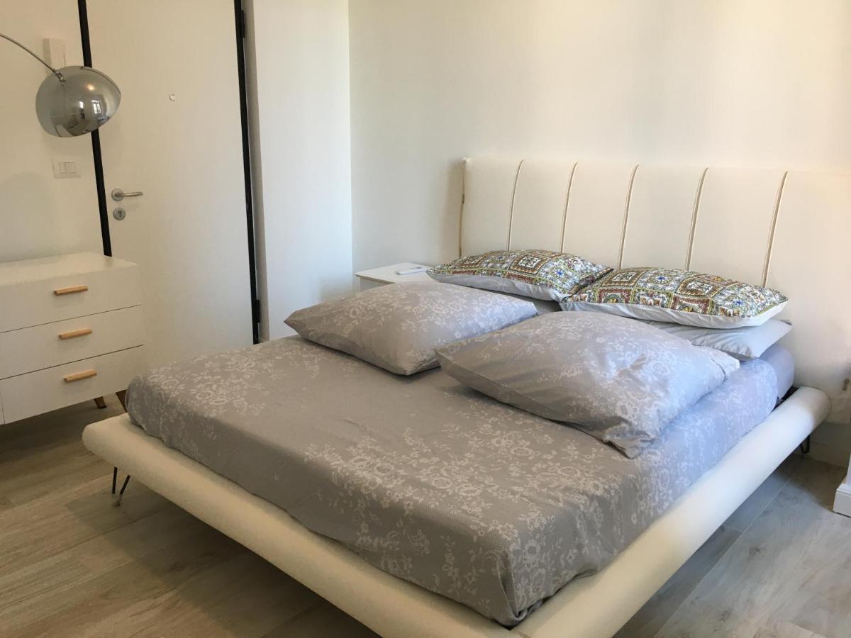 Ingrid Corso Mombello Sanremo Eksteriør billede